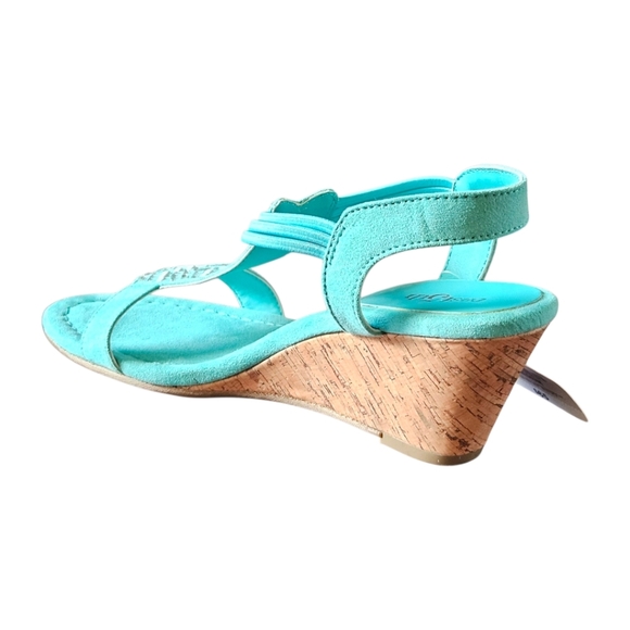 EAST 5TH Women's Turquoise Wedge Sparkle Rhinestone High Heel Sandal NIB Size 5M - Picture 8 of 16